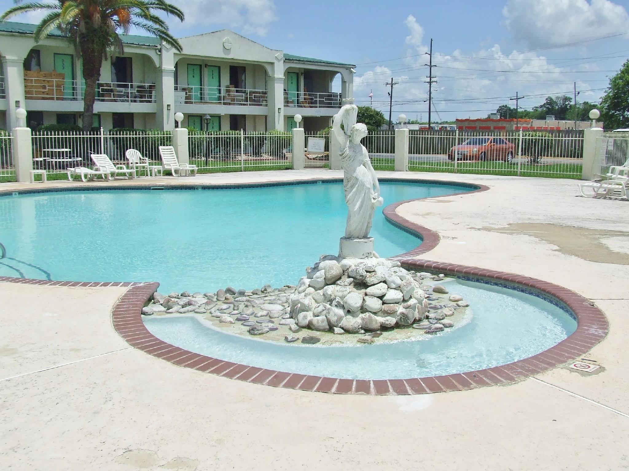 Americas Value Motel Beaumont