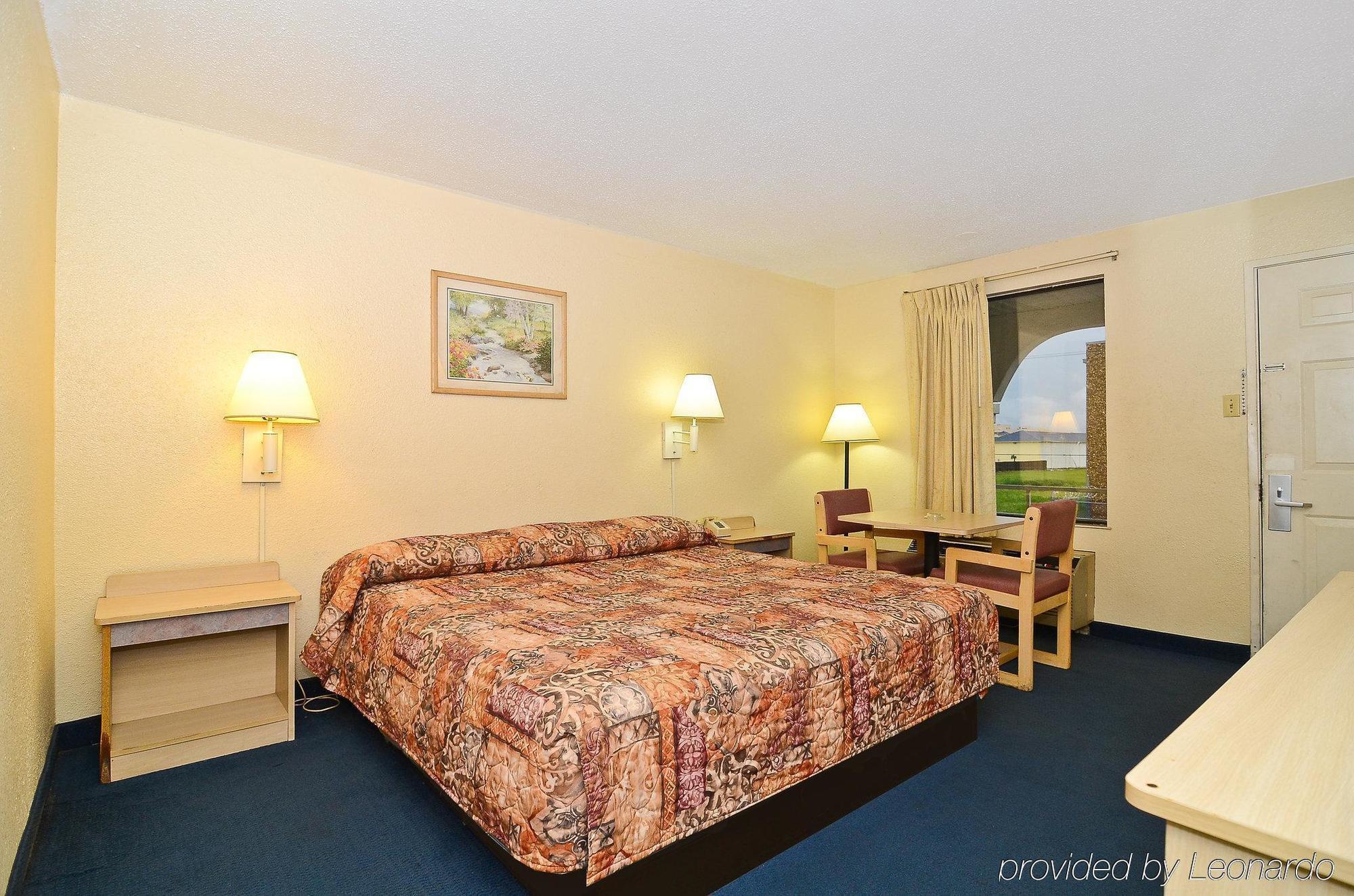 Americas Value 2* Beaumont